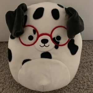 NWT 8” DUSTIN THE DALMATIAN SQUISHMALLOW